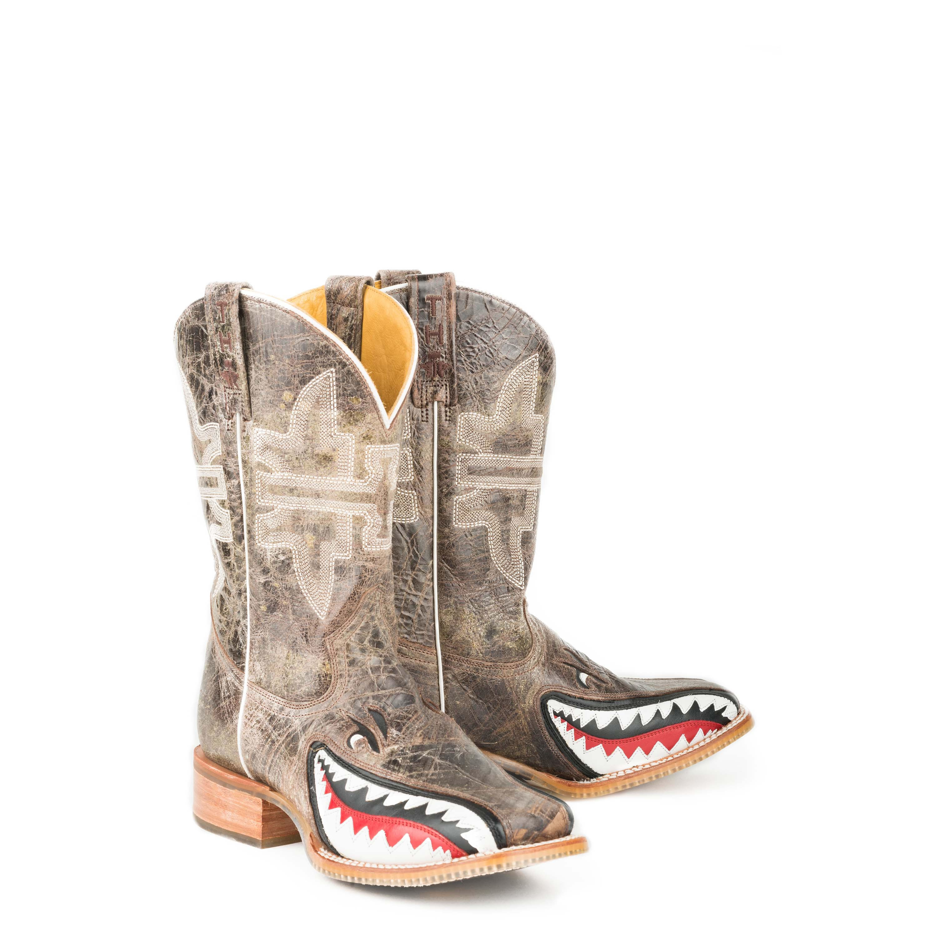 s tin haul boots pungo ridge tin haul s toastin a gnarly shark boots s tin haul boots pungo ridge tin haul s toastin a gnarly shark boots